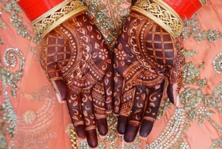 Remedies to make mehndi color darker, mehndi will not come off for many days