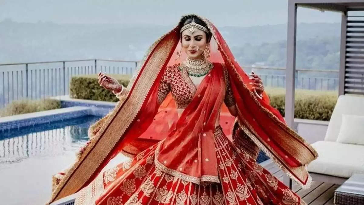 Lehenga Shopping: Keep these things in mind while buying a wedding lehenga, otherwise the look will spoil