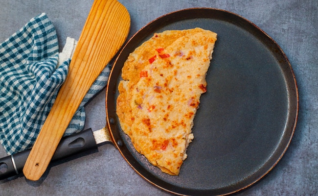 Want to prepare breakfast quickly, make delicious Poha Cheela in just 10 minutes, the recipe is very simple.