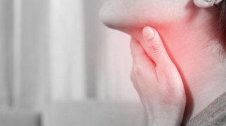 If you feel pain in your throat as soon as you wake up in the morning, then try this home remedy, you will get instant relief