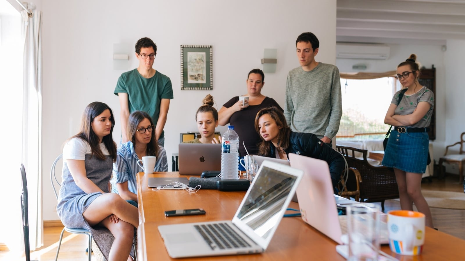 To get positive energy in business and office, follow these Vastu tips