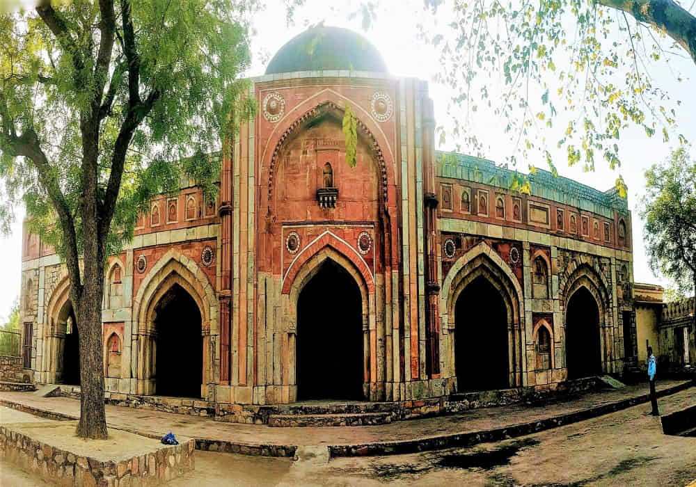 Delhi's Haunted Places: These 5 places in Delhi are very scary, know their names before going.