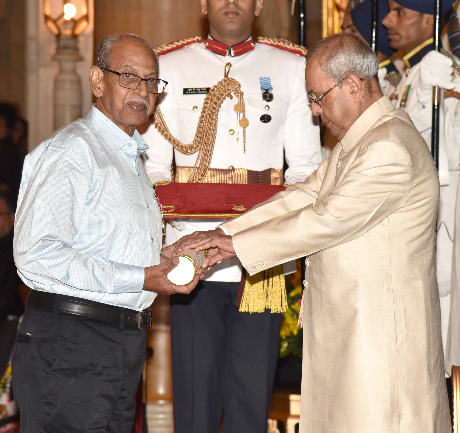 Death of Padma Shri awardee actor-director Sadhu Mehr, shock wave in the industry